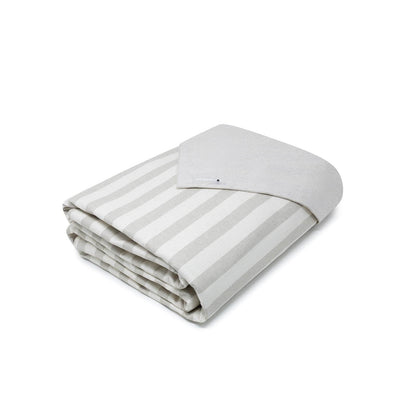 Mantel Nilo Beige Mantel reversible y antimanchas | Dos diseños en uno, repele líquidos y manchas