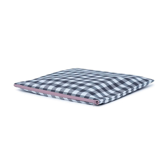 OUT - Funda Vichy Negro con cremallera berenjena
