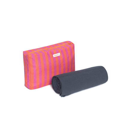 Pack MyBigBag - Neceser y Toalla Pack Neceser + Toalla | Solo lo esencial para tu momento